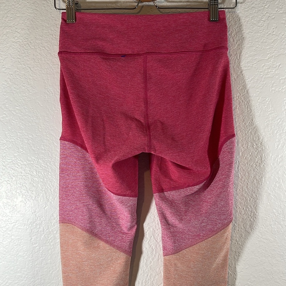 Outdoor Voices Pink Orange Tri-Tone Color Block Springs 7/8 Leggings Size Small - Picture 6 of 8